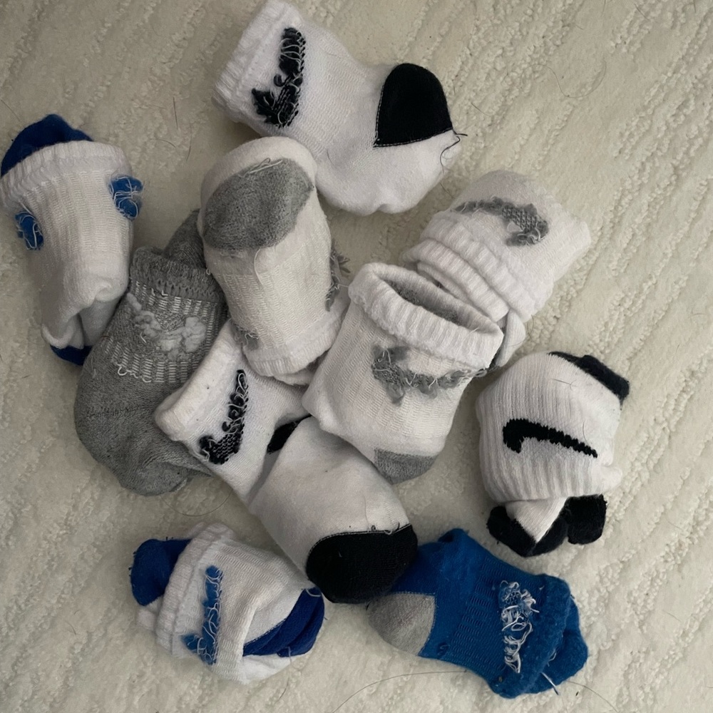 10 pairs of size 6-12 mos baby Nike socks